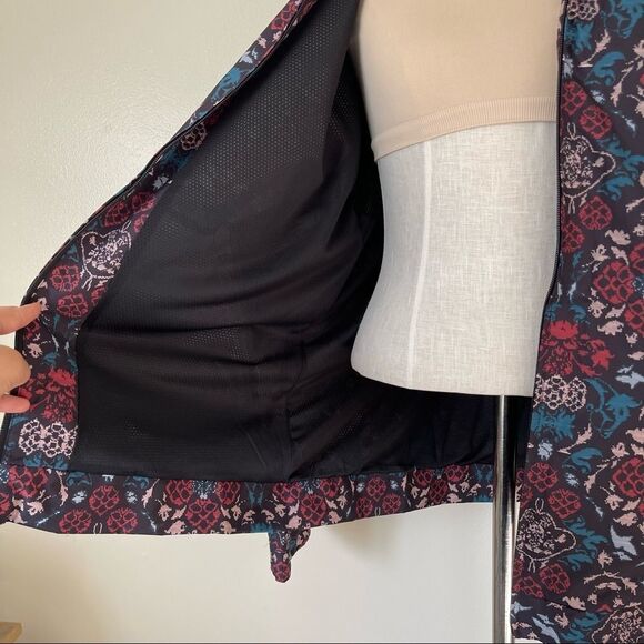 Adidas Red Black Floral Full Zip windbreaker jacket NWOT large RARE PRINT - Picture 3 of 8